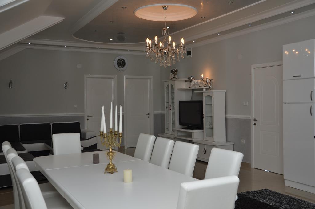 Apartments Royal Menex Požarevac Rom bilde