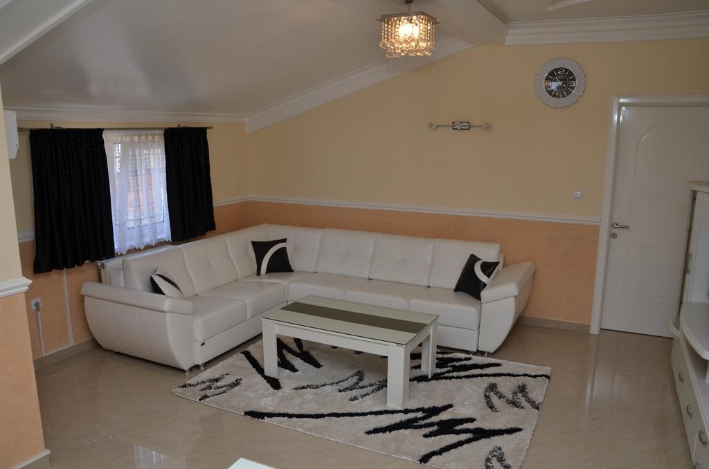 Apartments Royal Menex Požarevac Rom bilde