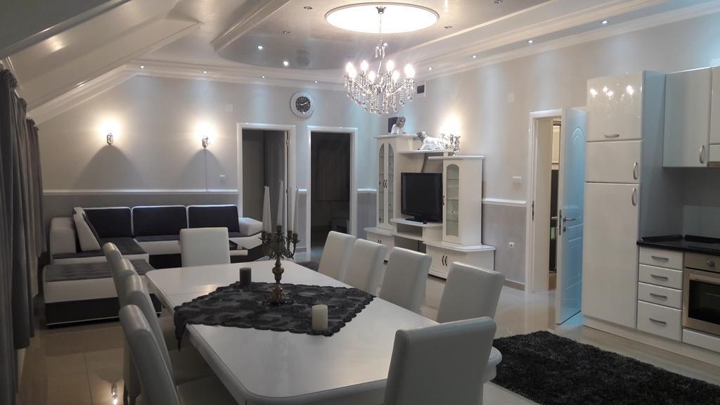 Apartments Royal Menex Požarevac Eksteriør bilde